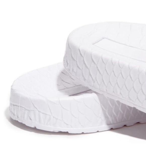 Matty Slides - Matte Black - Picture 4 of 4